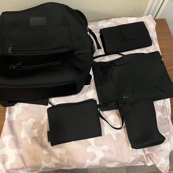 Dagne Dover Indi Onyx Large Diaper Bag Backpack - Picture 6 of 6